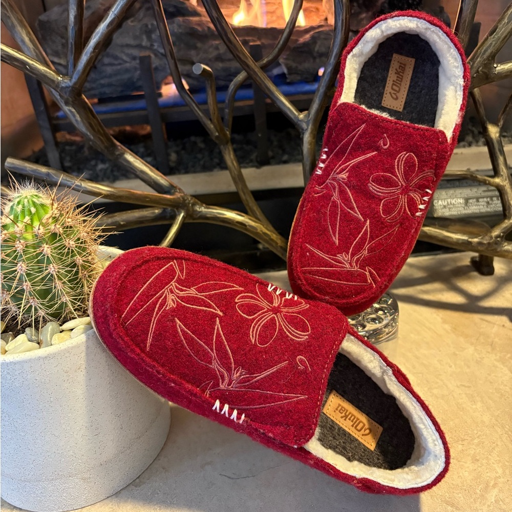 Olukai Australian Sheep Fur Lined Nohea Kilohana Women’s Size 6 Slippers